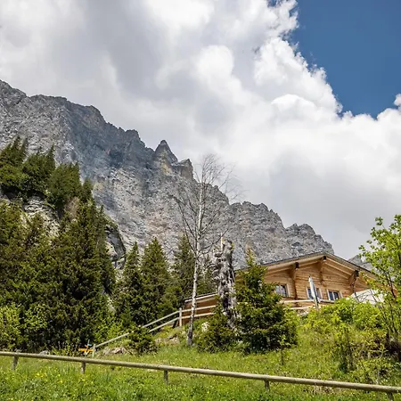 Taellihuette Inn *